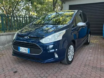 Usata Ford B-MAX Titanium 87 CV (63 kW) 2016 Bluazzurro Monovolume