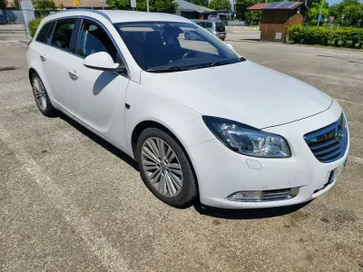 Usata Opel Insignia Cosmo 160 CV (117 kW) 2012 Station wagon