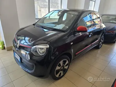 Usata Renault Twingo Intens 69 CV (50 kW) 2015 Nero Utilitaria