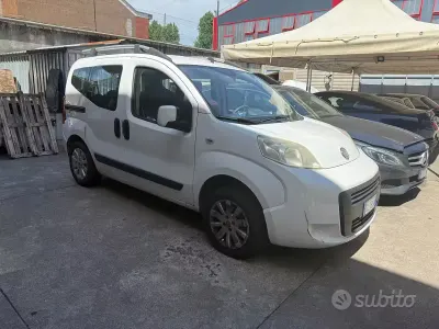 Usata Fiat Qubo Trekking 131 CV (96 kW) 2022 Bianco Monovolume