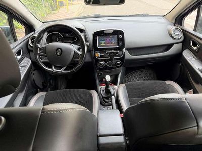 Usata Renault Clio IV Intens 90 CV (66 kW) 2017 Grigio Berlina