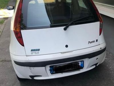 Venduto Fiat Punto SOLO PASSAGGIO + p. - auto usate in vendita
