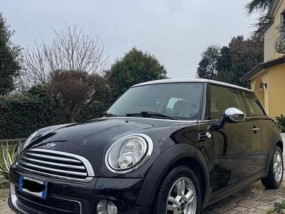 Usata Mini Cooper 95 CV (69 kW) 2014 Nero Utilitaria