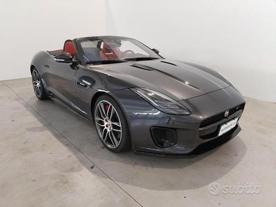 Usata Jaguar F-Type R-Dynamic 381 CV (280 kW) 2020 Grigio Cabrio