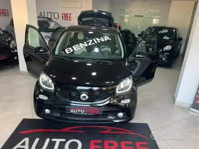Usata Smart ForFour Passion 71 CV (52 kW) 2018 Nero Utilitaria