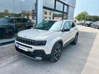Usata Jeep Avenger Summit 101 CV (74 kW) 2025 Grigio SUV