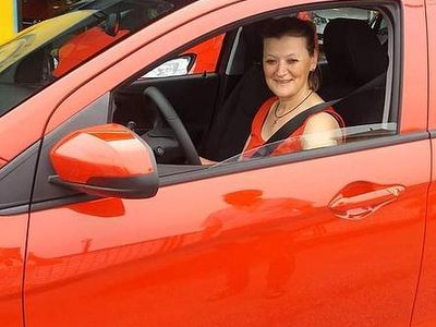 Rosso Usata 2017 Opel Karl Utilitaria | 6000 € (Buon prezzo)