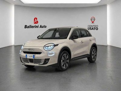 Usata Fiat 600 136 CV (100 kW) 2025 Beige SUV