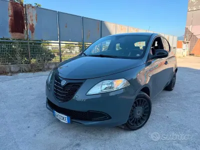 Usata Lancia Ypsilon