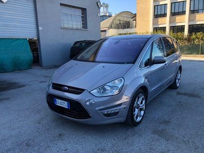 Grigio Usata 2010 Ford S-MAX Titanium Monovolume | 3900 € (Buon prezzo)