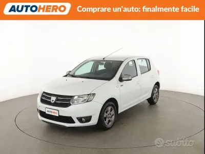 Usata Dacia Sandero 73 CV (53 kW) 2016 Bianco Berlina