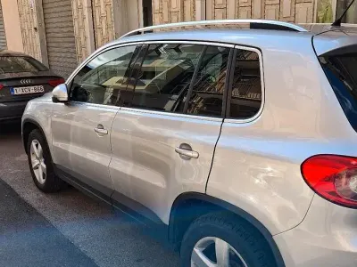 Begagnad VW Tiguan 110 HK (80 kW) 2010 Grå SUV