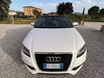 Usata Audi A3 Cabriolet S-Line 140 CV (102 kW) 2011 Bianco Cabrio