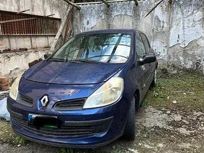 Blu Usata 2007 Renault Clio II Berlina | 2500 € (Buon prezzo)
