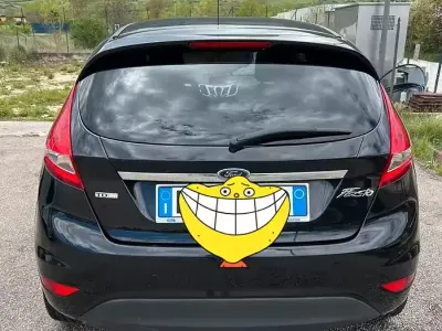 Usata Ford Fiesta 68 CV (50 kW) 2009 Nero Berlina