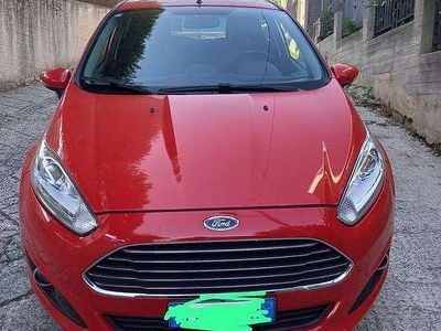 Usata Ford Fiesta 95 CV (69 kW) 2016 Rosso Berlina