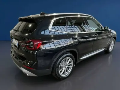 Usata BMW X3 150 CV (110 kW) 2022 Black sapphire SUV