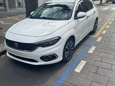 Usata Fiat Tipo 120 CV (88 kW) 2017 Bianco Berlina