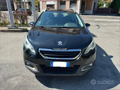 Usata Peugeot 2008 Access 82 CV (60 kW) 2015 Nero SUV
