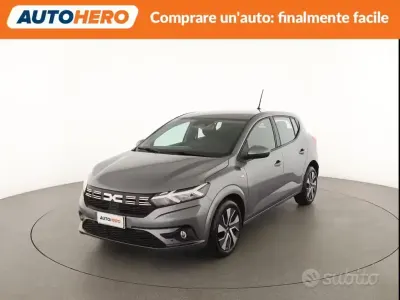 Usata Dacia Sandero Expression 65 CV (47 kW) 2024 Grigio Berlina