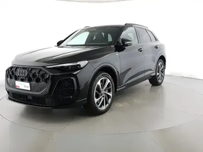 Usata Audi Q5 S-Line 204 CV (150 kW) 2025 Nero mito metallizzato SUV