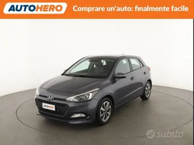 Occasion Hyundai i20 Comfort 84 ch (61 kW) 2015 Gris Berline