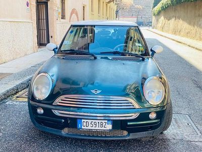 Usata Mini Cooper 116 CV (85 kW) 2002 Verde Utilitaria