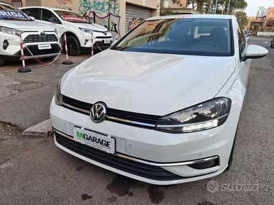 Second-hand VW Golf VII Comfortline 110 CP (80 kW) 2017 Alb Berlinǎ