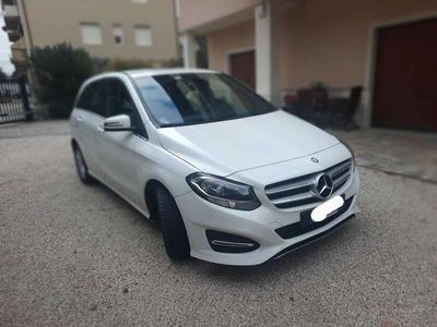 Mercedes B180