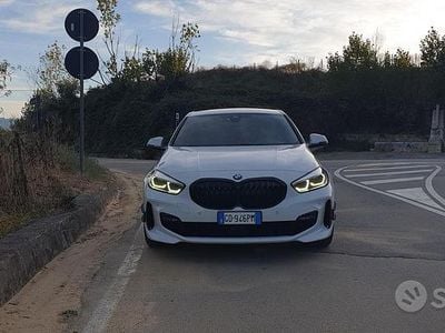Usata BMW 118 Performance 150 CV (110 kW) 2021 Bianco Utilitaria