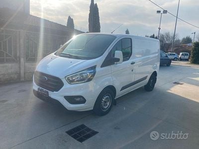 Usata Ford Transit Custom Trend 105 CV (77 kW) 2022 Bianco Berlina