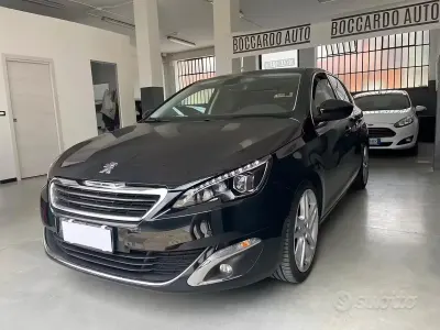 Usata Peugeot 308 GT-line 120 CV (88 kW) 2016 Nero Berlina