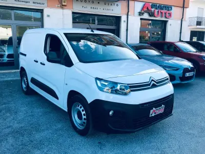 Usado Citroën Berlingo 102 CV (75 kW) 2020 Blanco Monovolumen