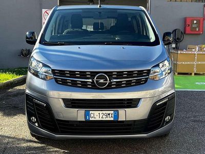 Usata Opel Vivaro-e Combi 144 CV (105 kW) 2023 Grigio Monovolume