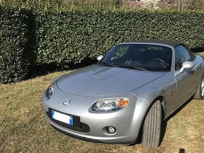 Usata Mazda MX5 146 CV (107 kW) 2008 Grigio Cabrio