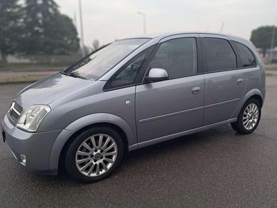Usata Opel Meriva 101 CV (74 kW) 2005 Grigio Monovolume
