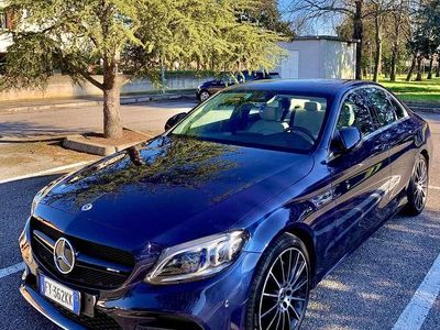 Usata Mercedes C220 AMG 194 CV (142 kW) 2019 Berlina