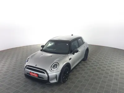 Usata Mini Cooper Classic 136 CV (100 kW) 2023 Melting silver iii con tetto nero Utilitaria