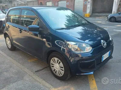 Usata VW up! Move 60 CV (44 kW) 2014 Bluazzurro Utilitaria