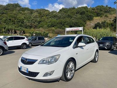 Usata Opel Astra 125 CV (91 kW) 2011 Bianco Station wagon