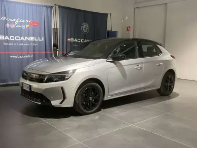 Usata Opel Corsa 101 CV (74 kW) 2025 Argento Utilitaria