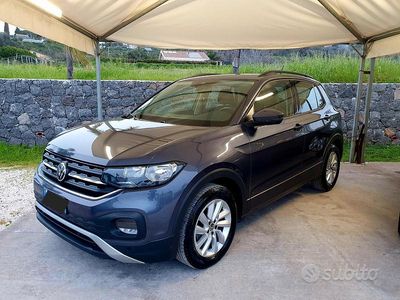 Usata VW T-Cross Advance 110 CV (80 kW) 2023 Grigio SUV