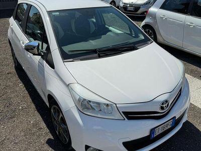 usata Toyota Yaris Yaris 1.0 5 porte Trend "White Edition"