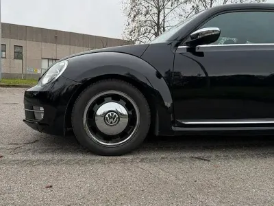 Usata VW Beetle 105 CV (77 kW) 2013 Nero Utilitaria