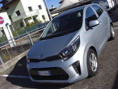 Usata Kia Picanto City 67 CV (49 kW) 2018 Argento / metallizzato Utilitaria