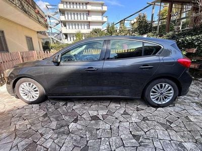 Usata Ford Focus Titanium S 125 CV (91 kW) 2018 Grigio Berlina