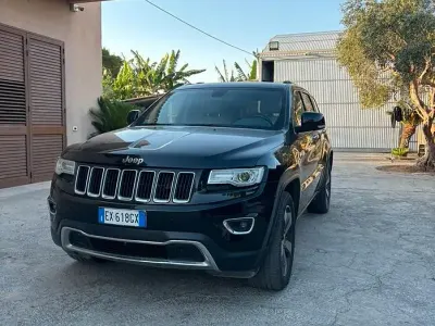 Usata Jeep Grand Cherokee 250 CV (183 kW) 2014 Verde SUV