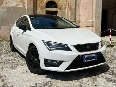 Usata Seat Leon FR 150 CV (110 kW) 2015 Bianco Berlina