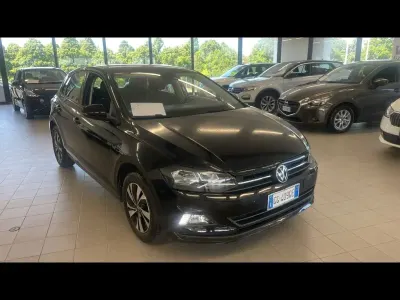 Usata VW Polo Life 95 CV (69 kW) 2021 Nero Utilitaria