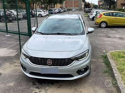 Usata Fiat Tipo 120 CV (88 kW) 2018 Grigio Station wagon